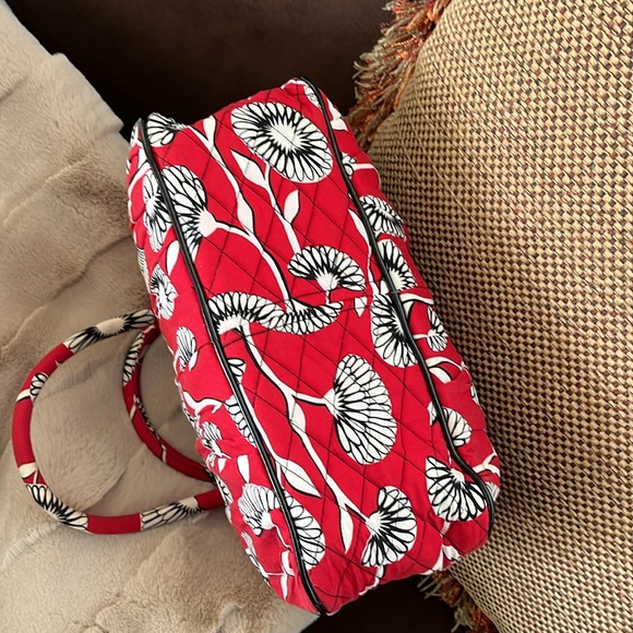 BERA BRADLEY Deco Daisy Shoulder Bag purse! - Picture 5 of 10